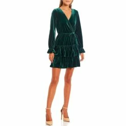 New π― City Vibe Long-Sleeve Tiered Stretch Velvet Fit-And-Flare π Dress Forest Green π