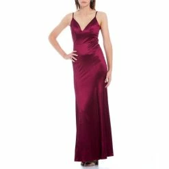 Brand new 😉 City Vibe Deep V-Neck Spaghetti Strap Satin Long 👗 Dress Wine 😉