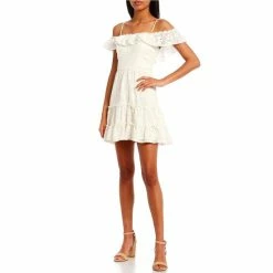 Promo 🛒 City Vibe Off-The-Shoulder Ruffle Neckline Tiered Fit-And-Flare Lace 👗 Dress White 🔥